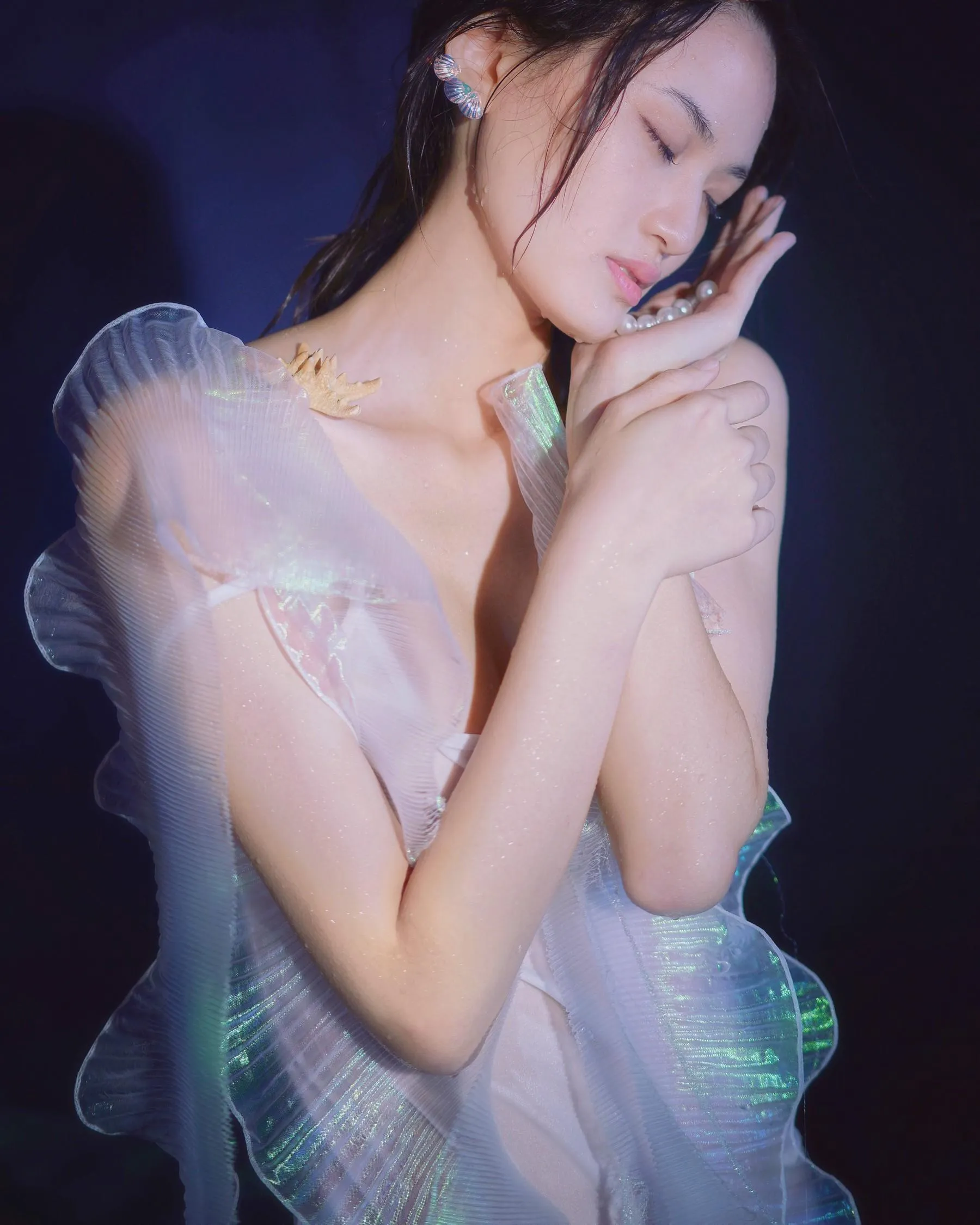 [YITUYU艺图语]2022.09.05 水底的告白 曼球 [28P]插图8